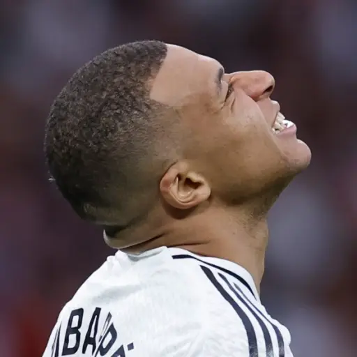 Kylian Mbappé es duda para el duelo ante el Atlético Madrid 