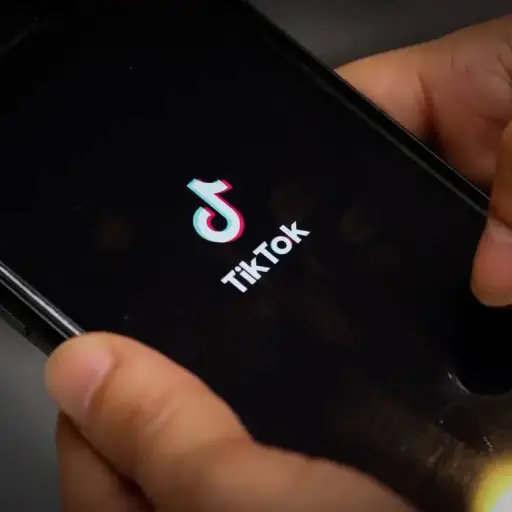 Peligrosos retos de TikTok.  ,Redes sociales