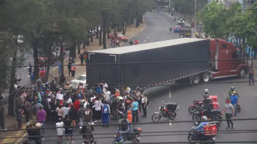 Durante dos días consecutivos se tuvo una serie de bloqueos en rechazo al seguro obligatorio.