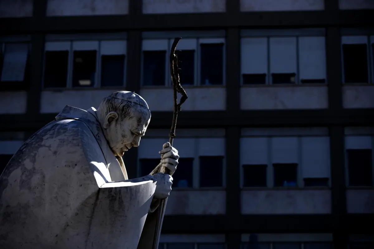 Papa Francisco internado en el hospital Gemelli, en Roma, EFE