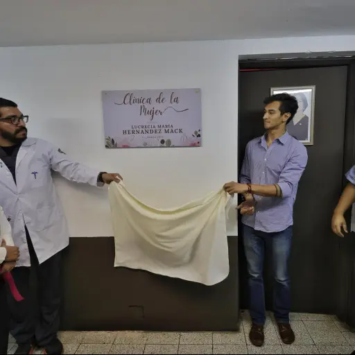 Inauguran la clínica de la mujer Lucrecia Hernández Mack