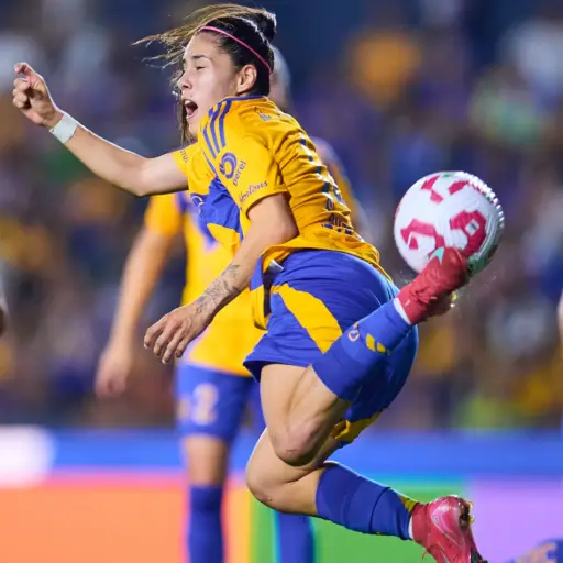 Jacqueline Ovalle marcó el gol de su vida anoche ante Chivas del Guadalajara 