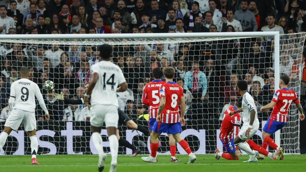 Celebración de Rodrygo ante el Atlético de Madrid | EFE