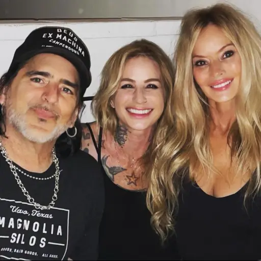 Taime Downe ,Redes sociales