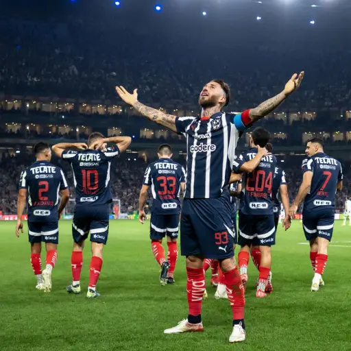 Sergio Ramos anotó su primer gol con Monterrey - EFE