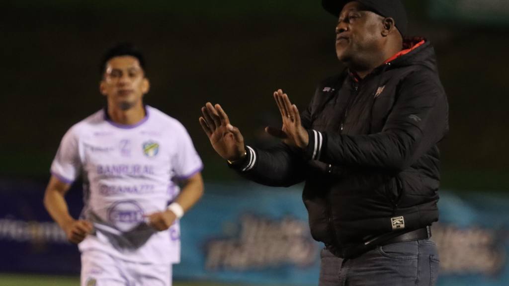 Hernán Medford, técnico de Deportivo Marquense  | Alex Meoño 
