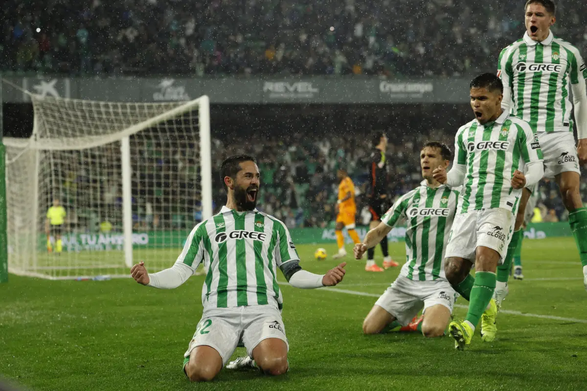 Celebración de Isco ante el Real Madrid - EFE