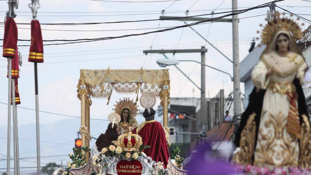 Conmemoran consagración de la Santísima Virgen de Dolores | Álex Meoño