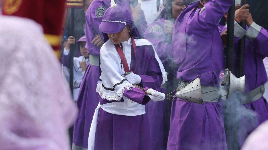 Conmemoran consagración de la Santísima Virgen de Dolores | Álex Meoño