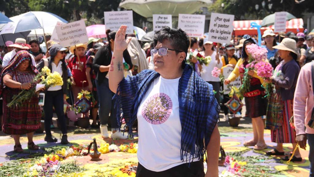 Mujeres hacen sentir si voz en el Centro Histórico en el 8M | Álex Meoño