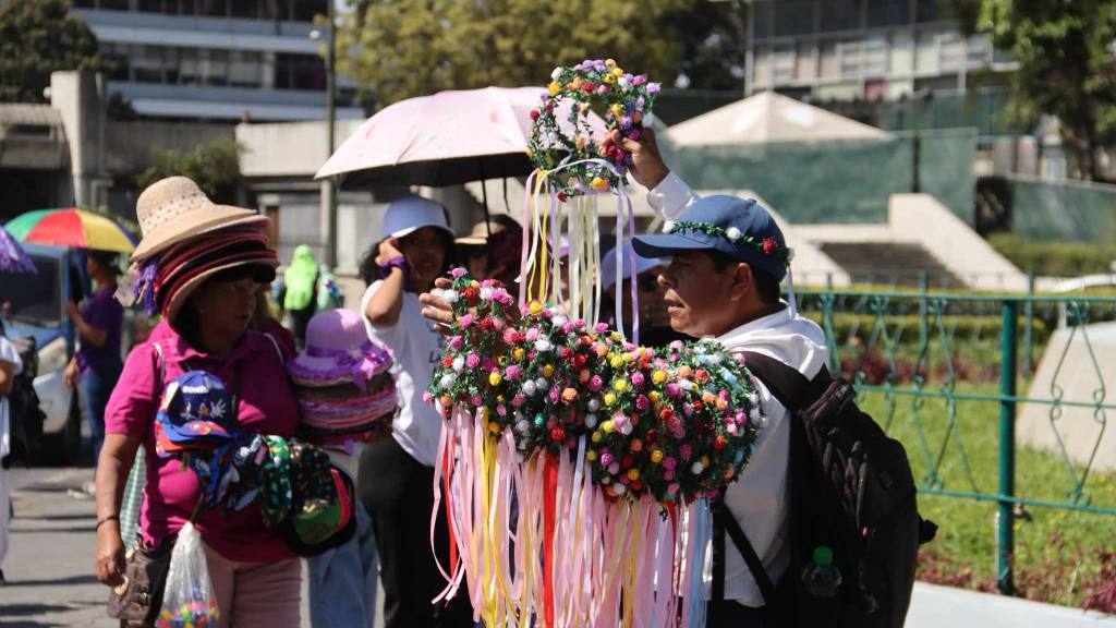 Mujeres hacen sentir si voz en el Centro Histórico en el 8M | Álex Meoño