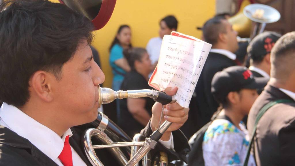 Procesión de Jesús de los Milagros destaca la fe de las mujeres | Álex Meoño