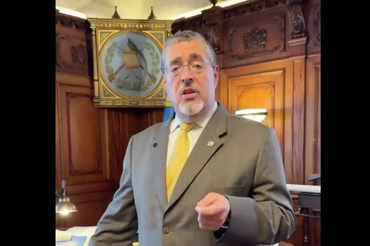 El presidente Bernardo Arévalo sobre bloqueos de salud