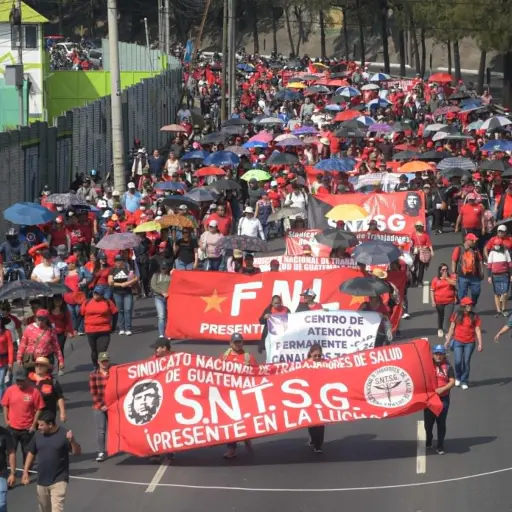 n sindicato de trabajadores del sistema de salud comenzó una serie de bloqueos de carreteras en demanda de un incremento salarial por parte de las autoridades. ,Foto Cortesía
