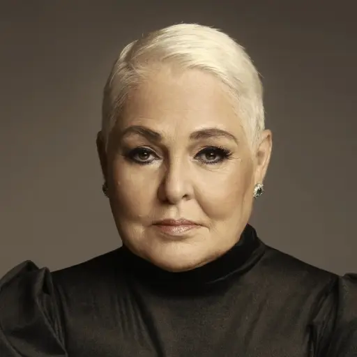 Lupita D'Alessio ,Redes sociales