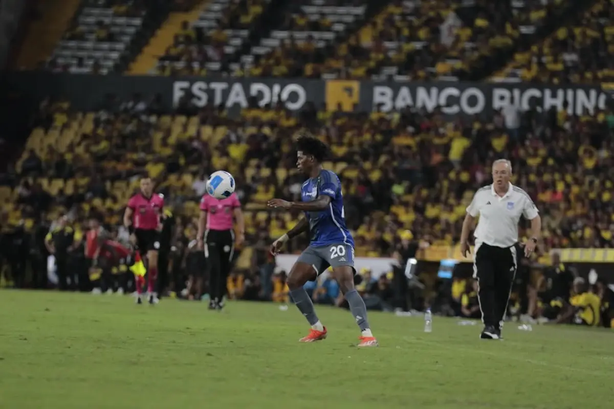 Secuestran a la familia de un futbolista ecuatoriano - instagram @jackson_rodriguez20