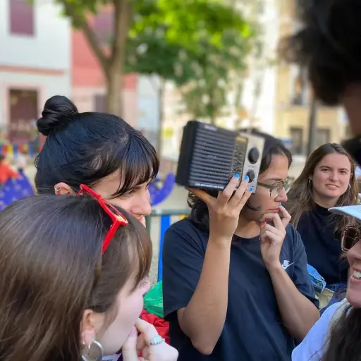 Cadena SER, en España, muestra el poder de la radio como medio informativo en crisis. ,instagram @la_ser