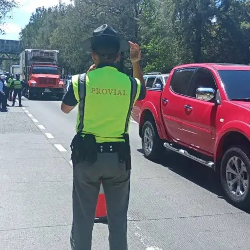 Acciones para mejorar tránsito vehicular en San Lucas ,CIV
