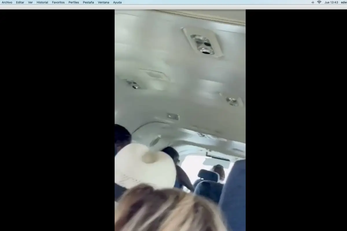 Interior avioneta secuestrada en Belice, Captura de video