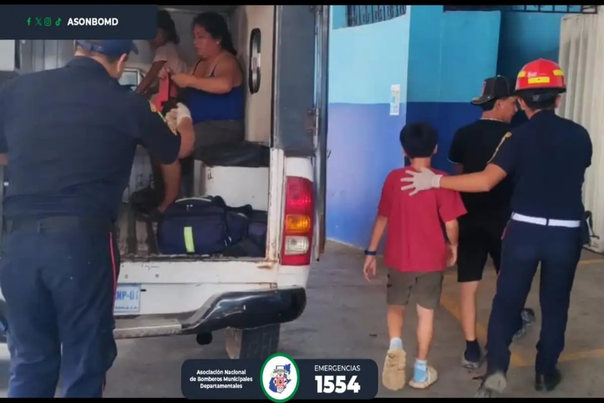 Familia intoxicada en San Marcos, Bomberos Municipales Departamentales