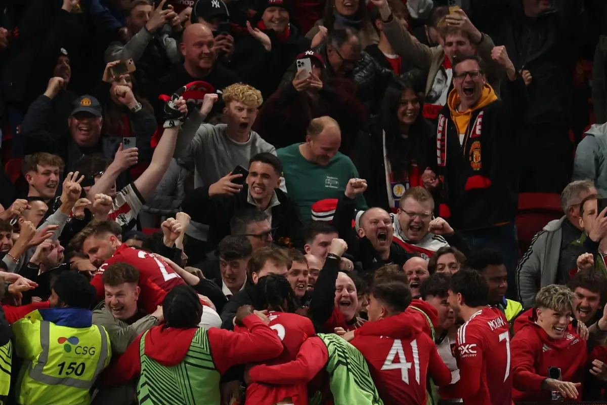 Manchester United revive en Europa League con una remontada histórica ante el Lyon - EFE
