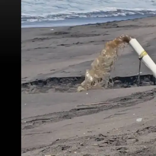 Denuncia desagüe aguas negras  ,Captura de video