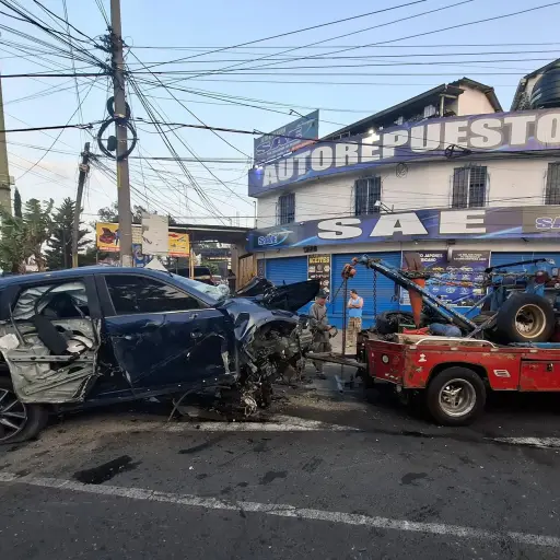 El accidente llamó la atención por la destrucción total del vehículo. ,Archivo.