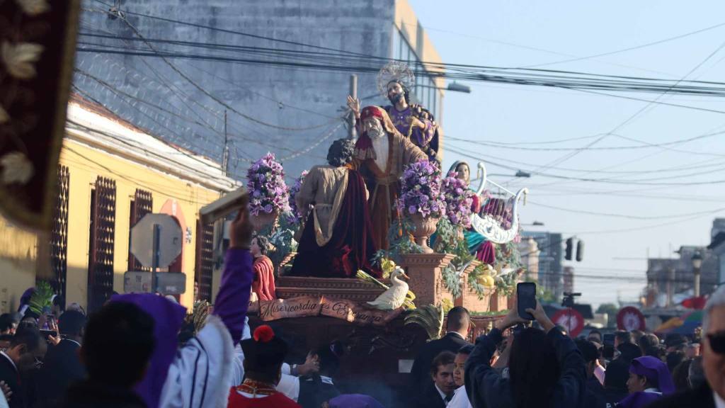 Jesús de las Palmas rememora la entrada en Jerusalén | Álex Meoño