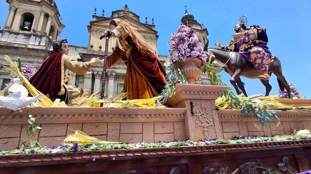 Celebran el paso de Jesús de las Palmas en Catedral Metropolitana | Álex Meoño
