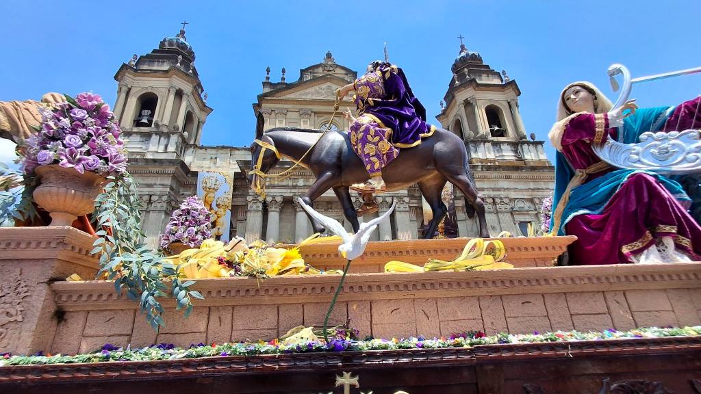 Celebran el paso de Jesús de las Palmas en Catedral Metropolitana | Álex Meoño
