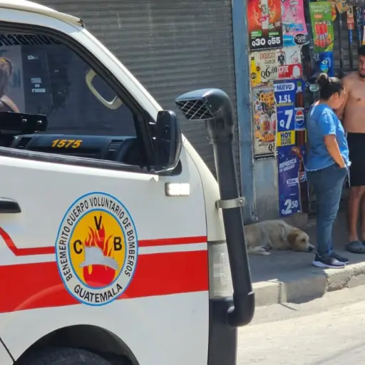 El ataque armado alarmó a los vecinos de la colonia San Gabriel, zona 18. ,Bomberos Voluntarios.