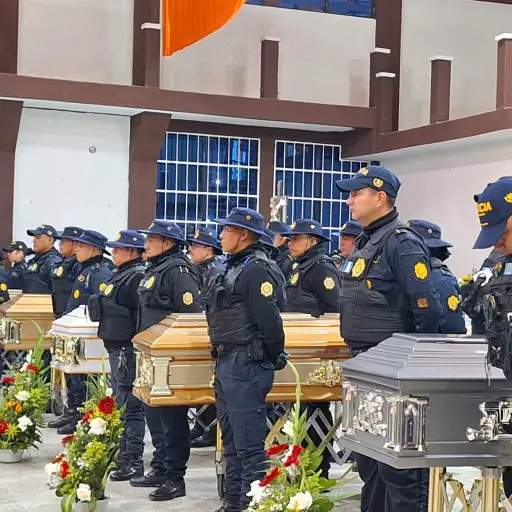 Agentes de PNC fallecidos en accidente en San Marcos.