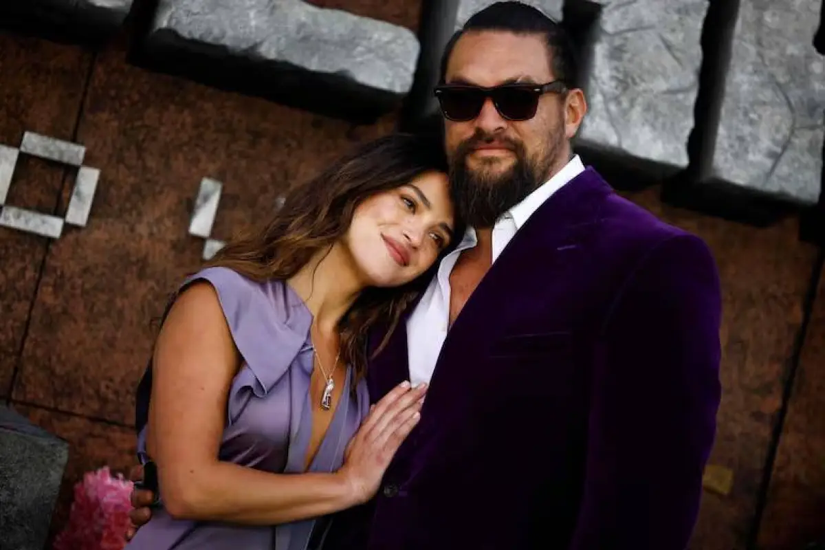 Jason Momoa Adria Arjona, Instagram