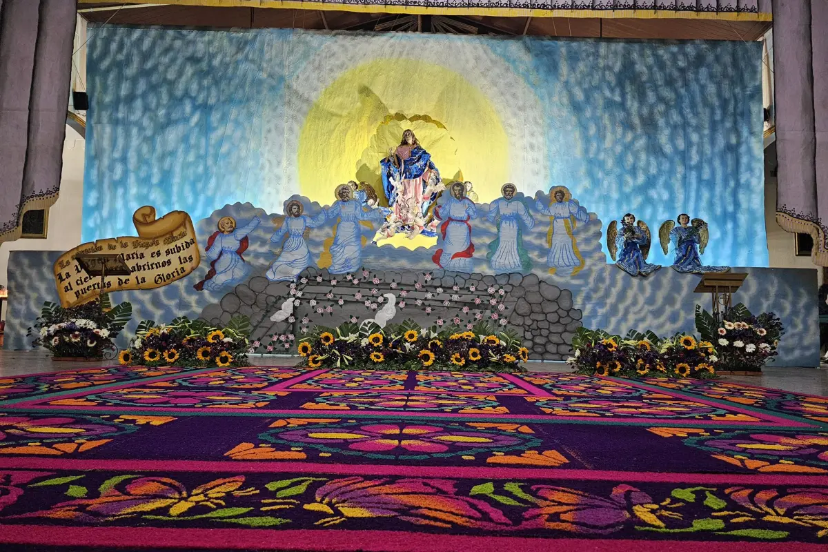 Cada año, el Viernes de Dolores marca el inicio de las actividades más intensas previas a la Semana Santa en Guatemala., Hermandad Templo el Calvario San Martín Jilotepeque.