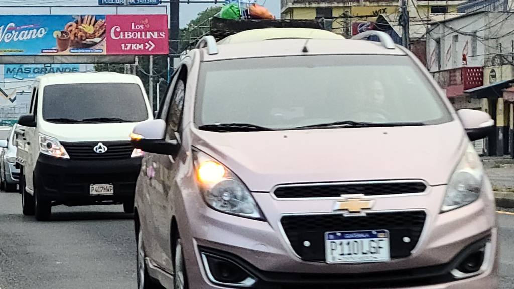 Operación retorno en carretera al Pacífico; veraneantes empiezan a regresar a la capital. | Oliver Paniagua
