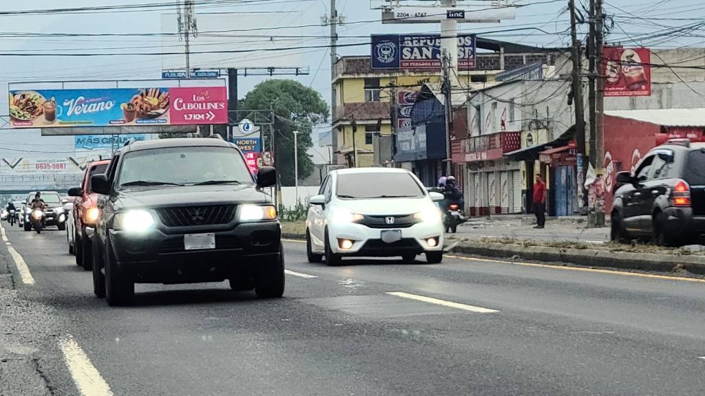 Operación retorno en carretera al Pacífico; veraneantes empiezan a regresar a la capital. | Oliver Paniagua