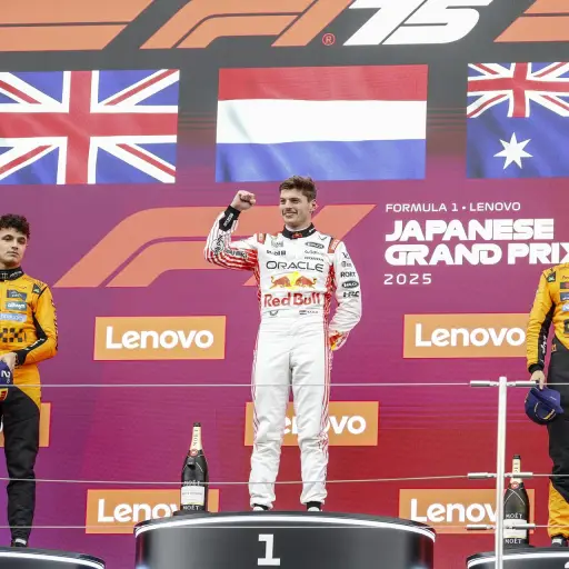 Max Verstappen gana su primera carrera de la temporada - EFE
