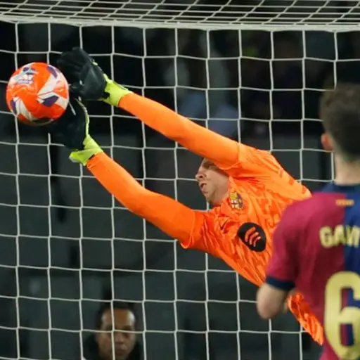 Wojciech Szczesny sumó su vigésimo partido sin perder desde su debut