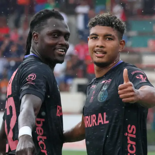 Davis Contreras celebrando su gol ante Deportivo Malacateco 