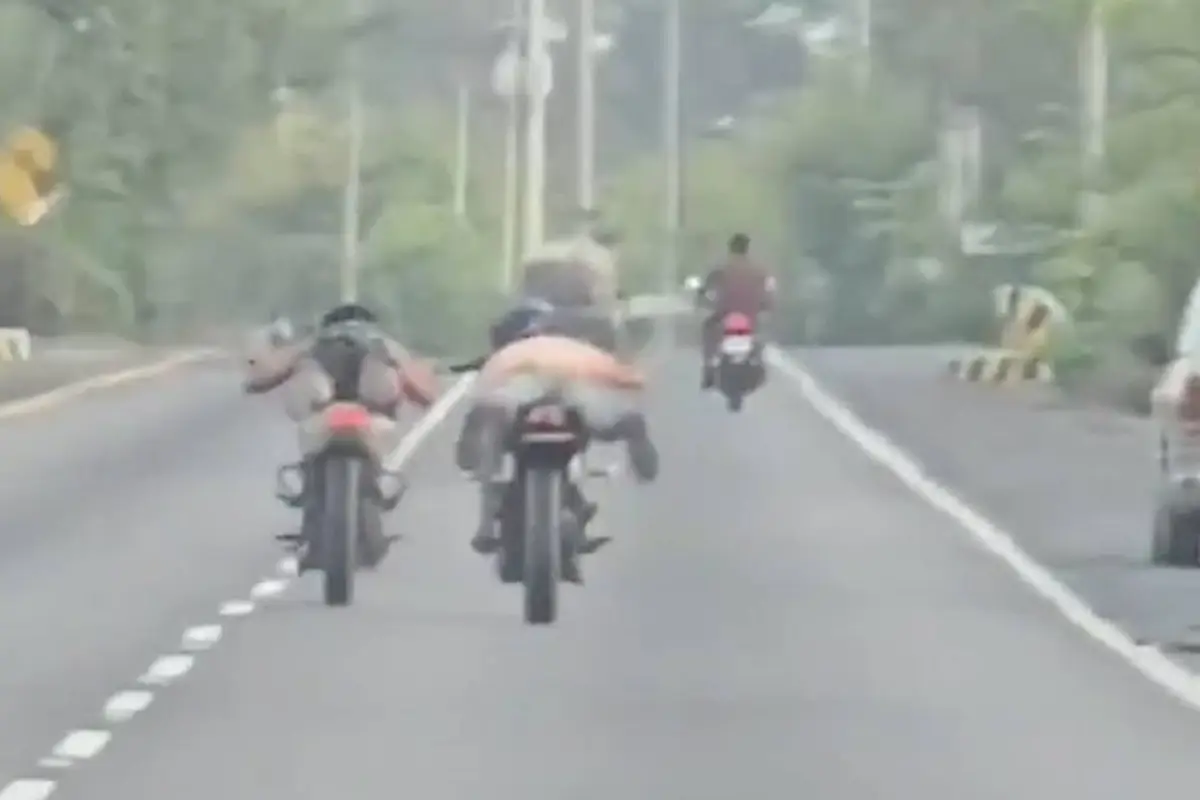 Maniobras peligrosas en autopista a Puerto Quetzal, Captura de pantalla video X.