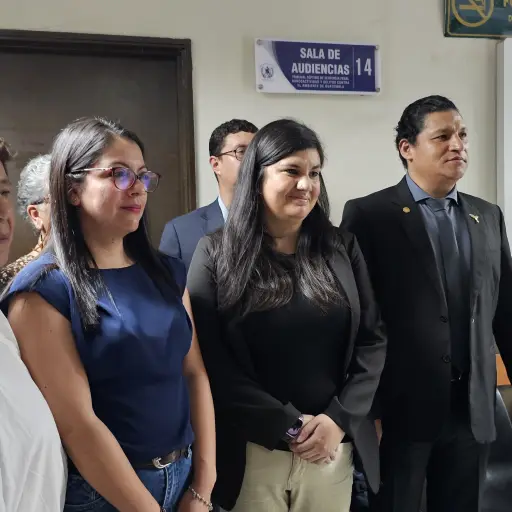 Integrantes del partido Semilla acudieron a la audiencia. ,Ángel Oliva/EU