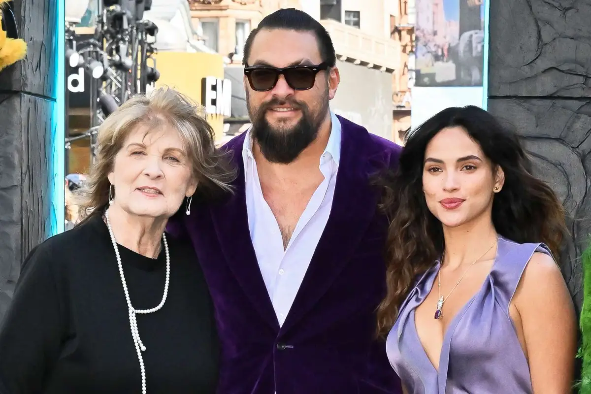 Jason Momoa Adria Arjona, Instagram