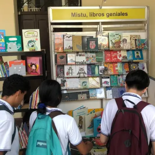 Feria de Libro al Viento  ,Cortesía