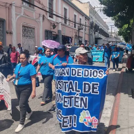 Una marcha de integrantes del Sindicato Nacional San Juan de Dios ,Sindicato San Juan de Dios