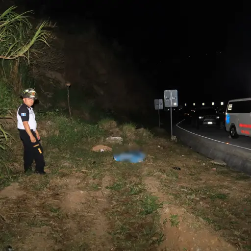 Cadáver de hombre localizado en Vía Alterna al Sur