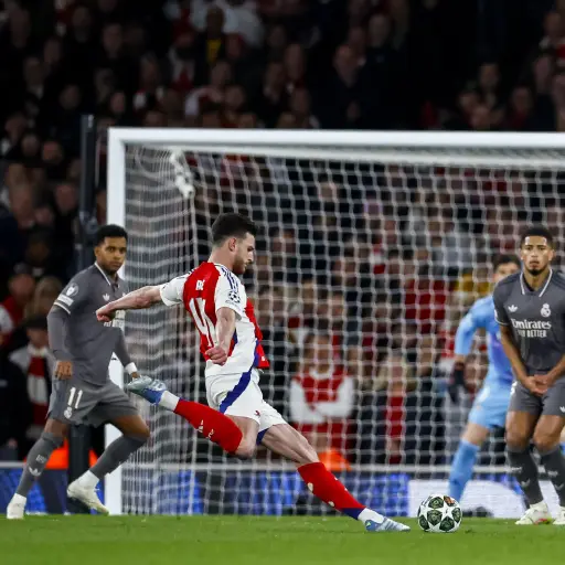 Doblete de Declan Rice y ambos de tiro libre con magistral resultado 