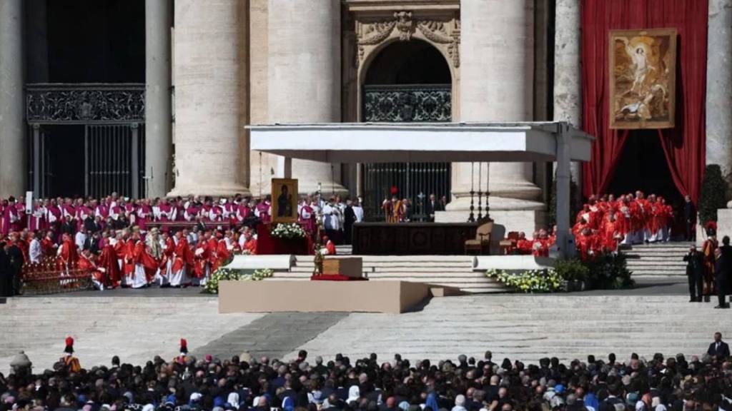 El funeral del papa Francisco: un histórico adiós en imágenes | EFE