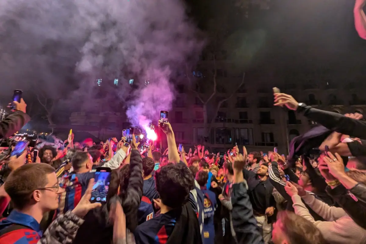Dos aficionados del Barcelona detenidos tras la celebración de la Copa del Rey - RR.SS.