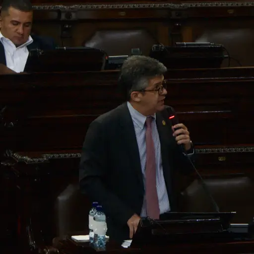 El ministro de Salud, Joaquín Barnoya, durante su interpelación en el Congreso. ,Omar Solís/Emisoras Unidas