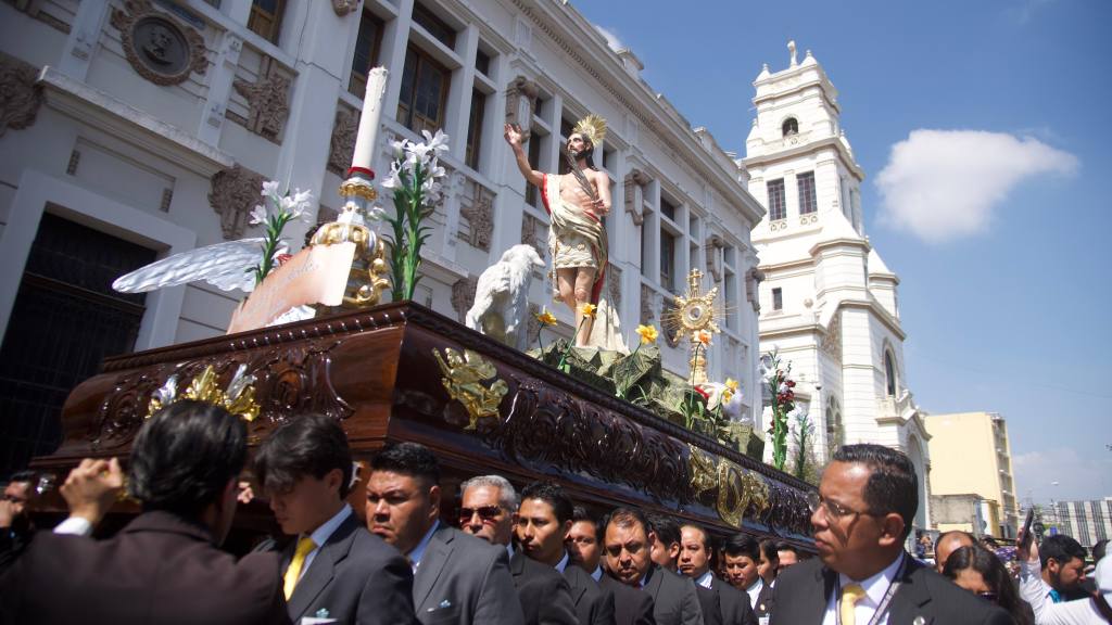 Celebran a Jesús Resucitado en el templo de El Calvario | Omar Solís